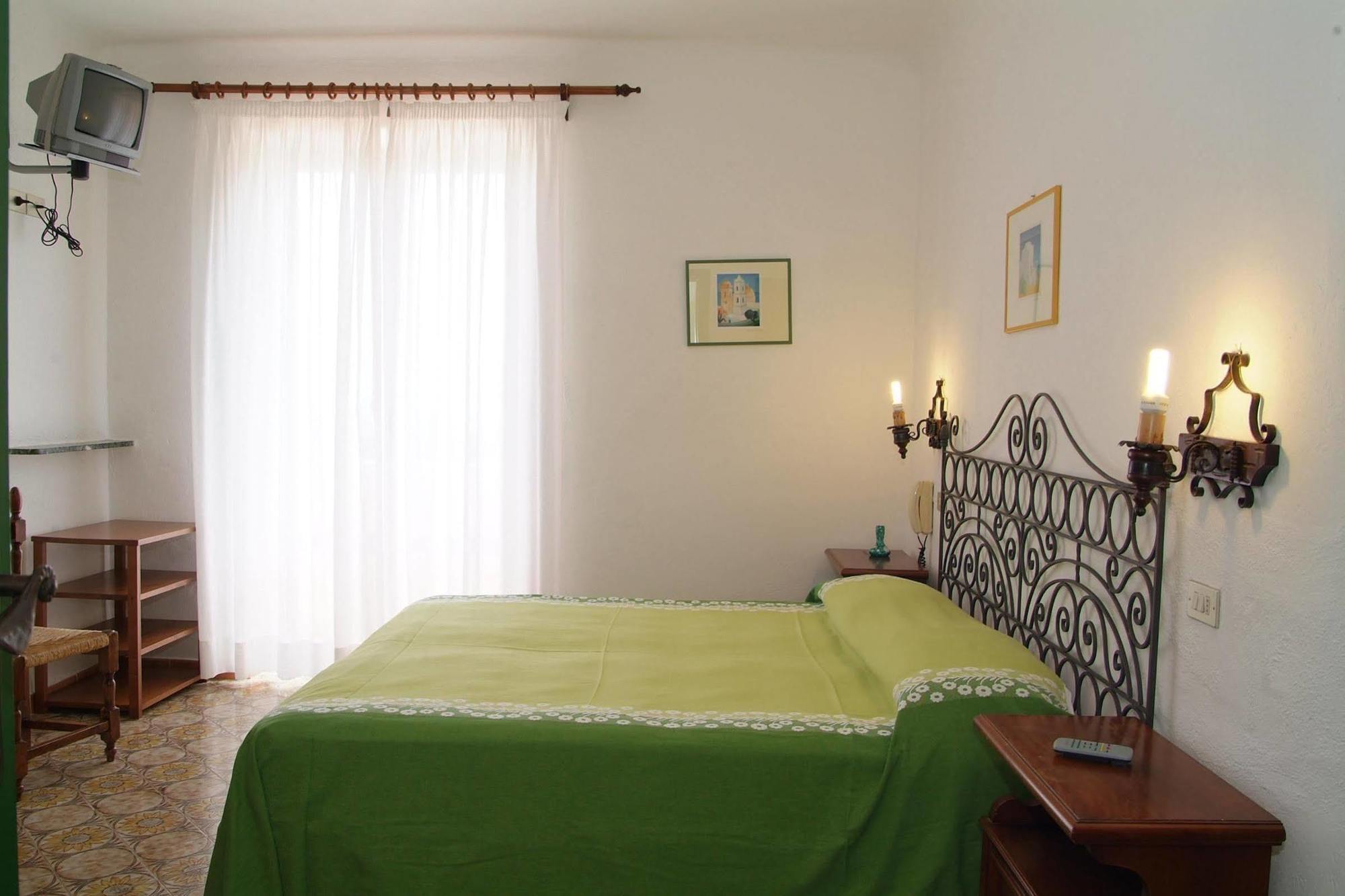 Don Pedro Hotel 3*